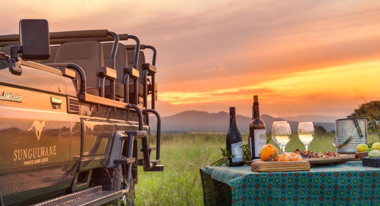 Sungulwane Private Game Lodge Hluhluwe Bagian luar foto