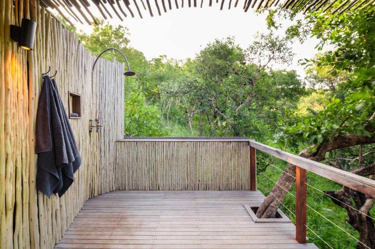 Sungulwane Private Game Lodge Hluhluwe Bagian luar foto