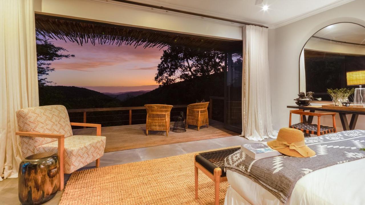 Sungulwane Private Game Lodge Hluhluwe Bagian luar foto