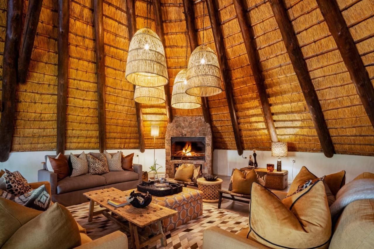 Sungulwane Private Game Lodge Hluhluwe Bagian luar foto